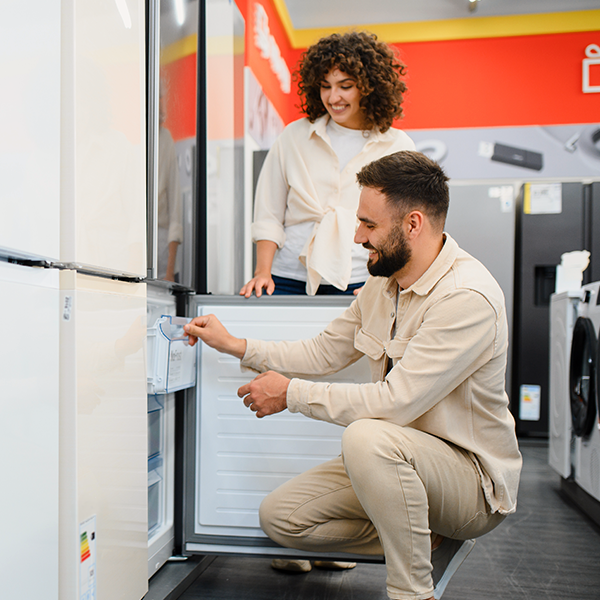 cena prądu: 0,6150 zł za KWh, ceny na 2 lata w grupie G11, miesięczna opłata handlowa 20,90 zł z efakturą lub 25,90 zł z fakturą papierową